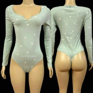 Victorias Secret PINK Cotton Long Sleeve Bodysuit Shirt Top Light Green Floral